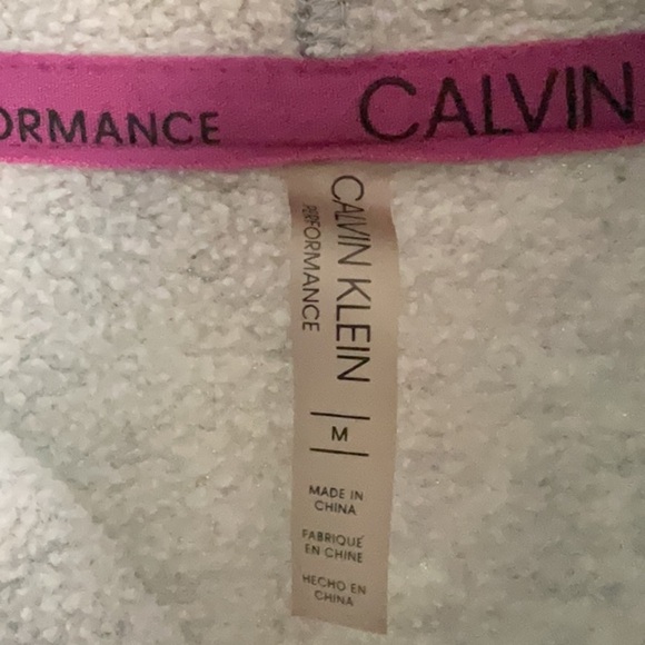 Calvin Klein performance - Picture 3 of 5